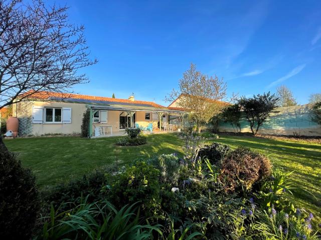 Maison vente à Cholet, Bégrolles-en-mauges