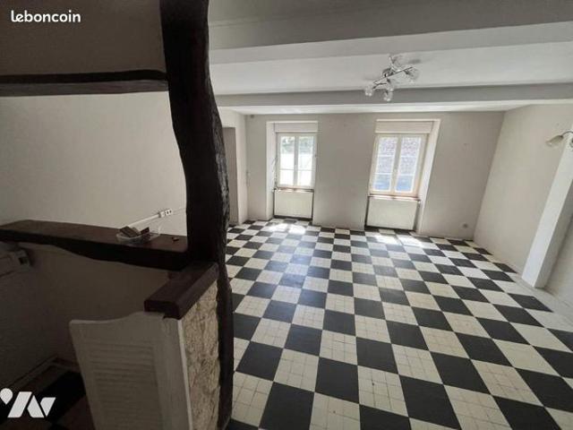 Maison vente à Avranches, Cérences