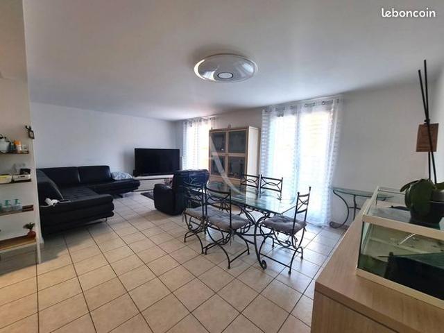 Maison vente à Châtellerault, Lésigny