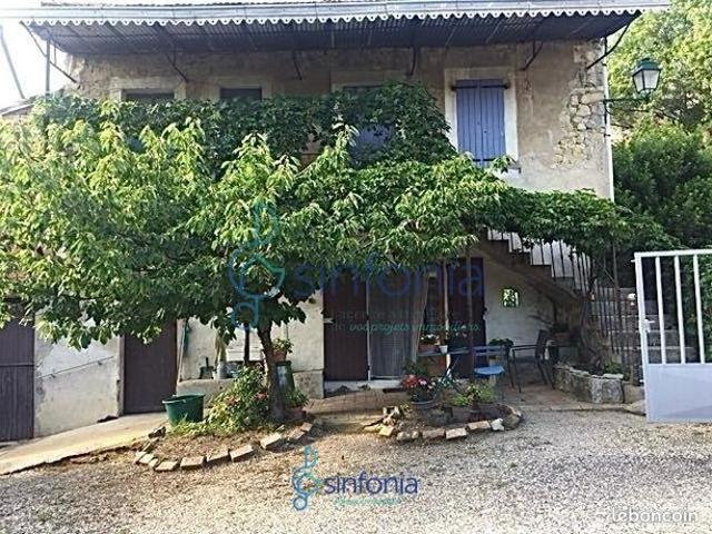 Maison vente à Nîmes, Bouquet