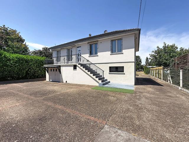 Maison vente à Loches, Nazelles-négron