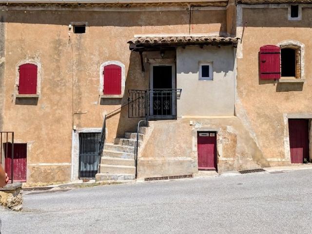 Maison vente à Nîmes, Pouzilhac