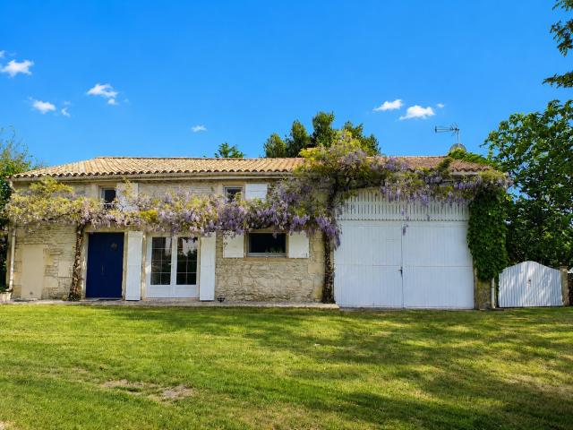 Maison vente à Saintes, Cozes