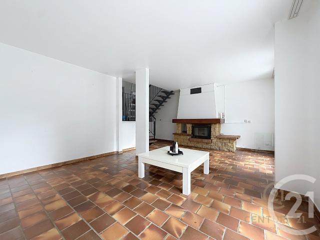 Maison location à L'Arche Guédon, Torcy