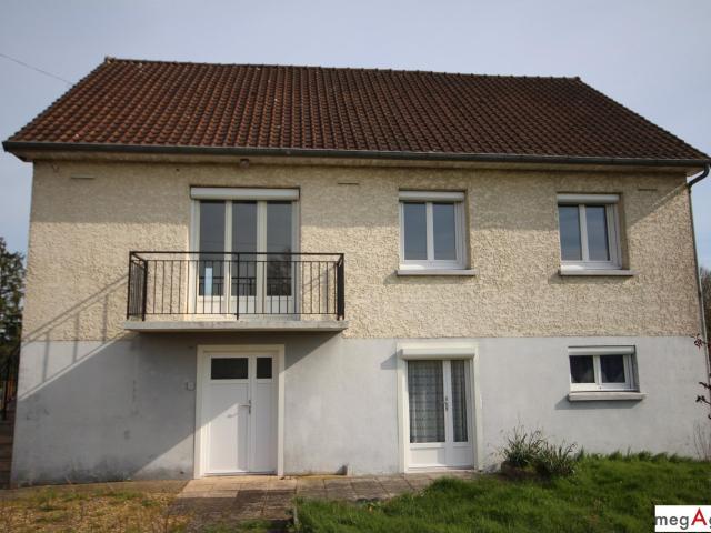 Maison vente à La Flèche, Château-du-loir