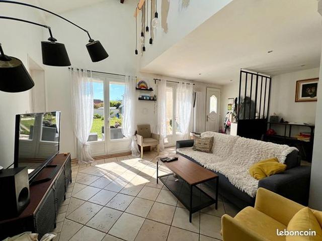 Maison vente à Brie-Comte-Robert, Seine-et-Marne