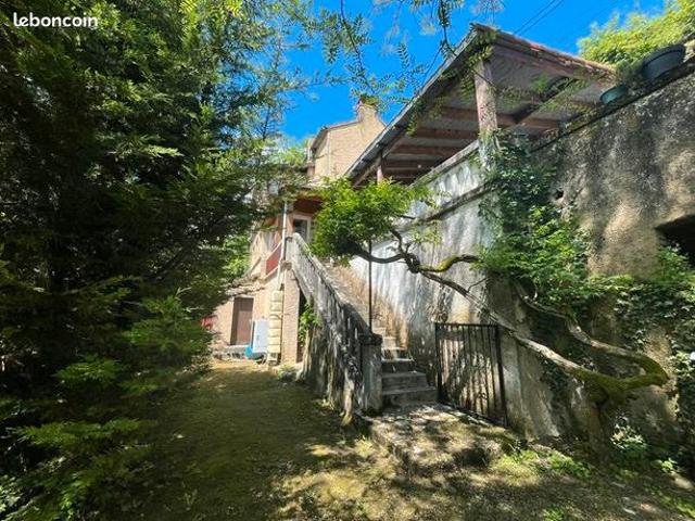 Maison vente à Cahors, Puy-l'evêque