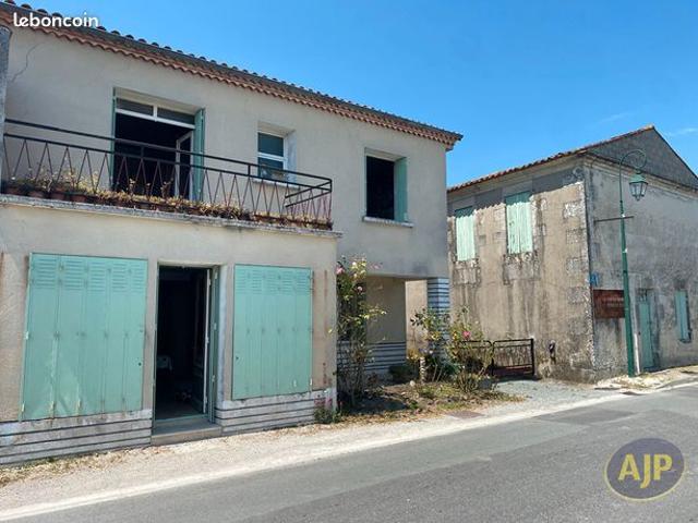 Maison vente à Coulonges