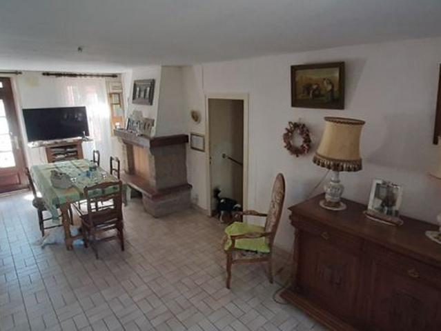 Maison vente à Châteauroux, Cuzion