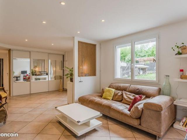 Appartement vente à Bourg-en-Bresse, La Boisse