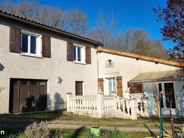 Maison vente à Confolens, La Chapelle