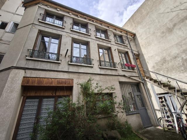 Maison vente à Crêt de Roc, Saint-Étienne