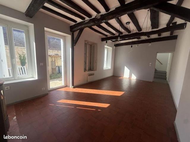Maison vente à Sens, Sergines