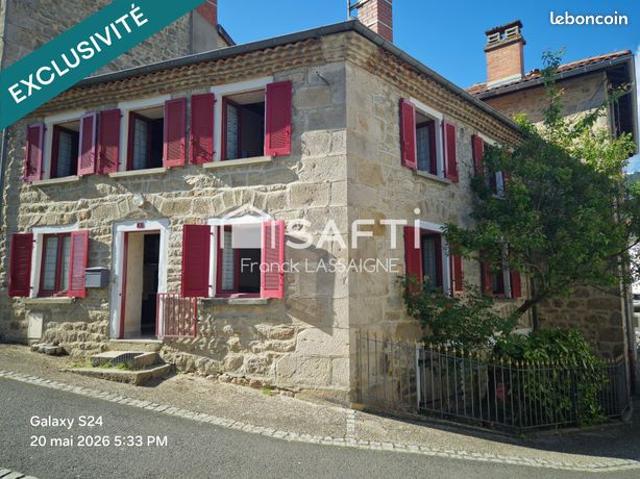 Maison vente à Ambert, Job