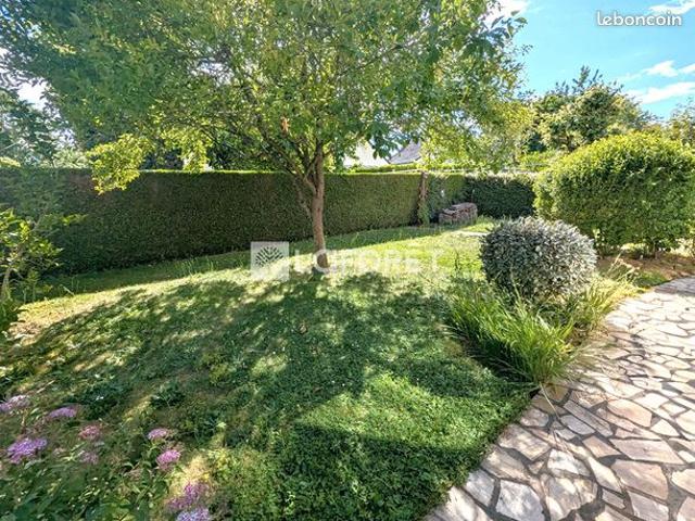 Maison vente à Versailles, Plaisir