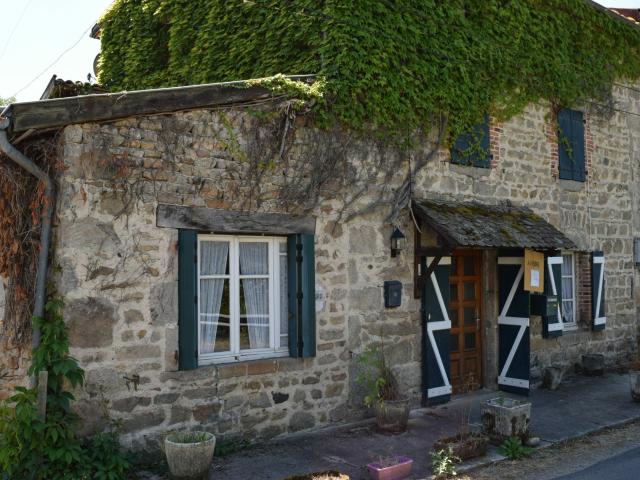 Maison vente à Thiers, Viscomtat