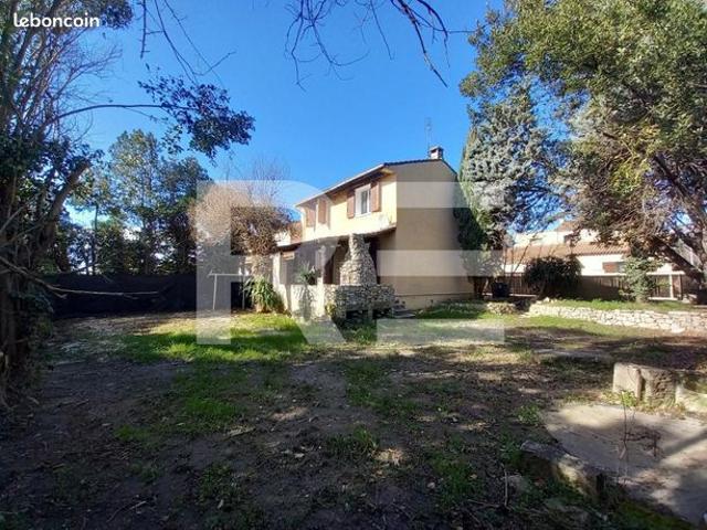 Maison vente à Nîmes, Gard