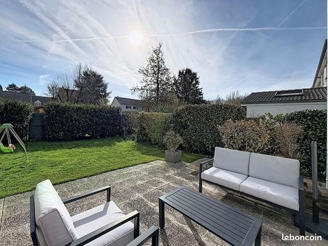 Maison vente à Rambouillet, Voisins-le-bretonneux