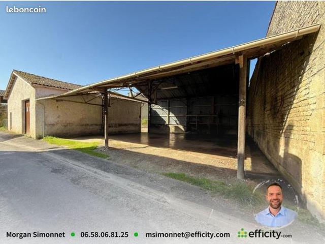 Maison vente à Confolens, Vouharte