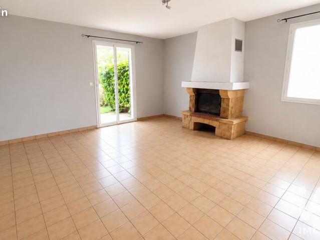 Maison vente à Bourges, Brécy