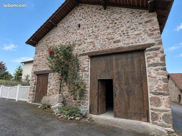 Maison vente à Confolens, Charente