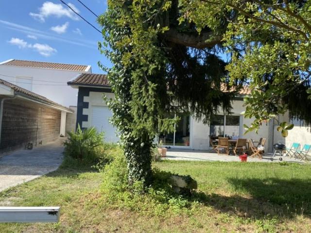 Maison location à Bègles, Courlon