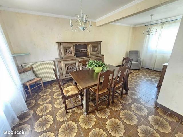 Maison vente à Guingamp, Bretagne