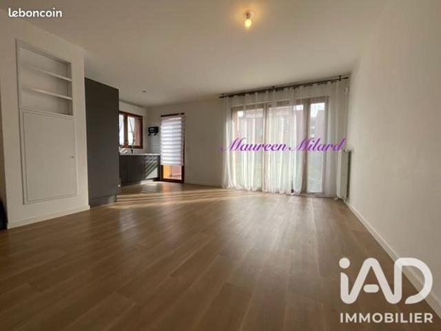 Maison vente à Saint-Germain-en-Laye, Carrières-sous-poissy