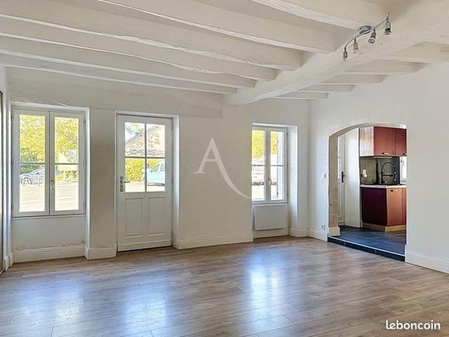 Maison vente à Angers, Denée