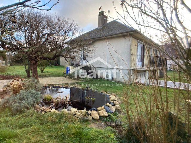 Maison vente à Saint-Amand-Montrond, Saint-denis-de-palin