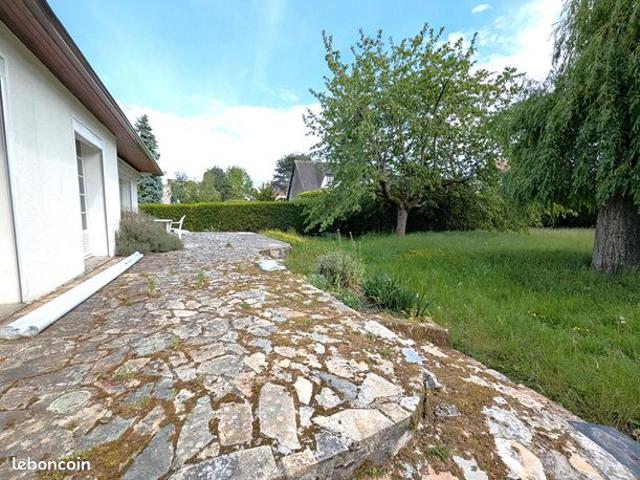 Maison vente à Versailles, Plaisir