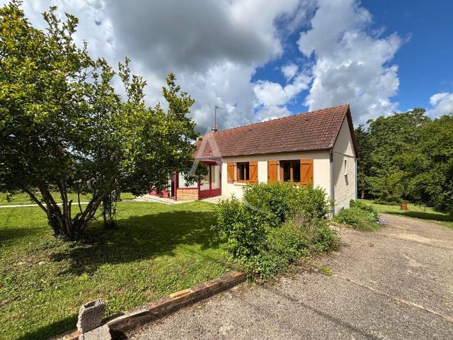 Maison vente à Saint-Amand-Montrond, Jouet-sur-l'aubois