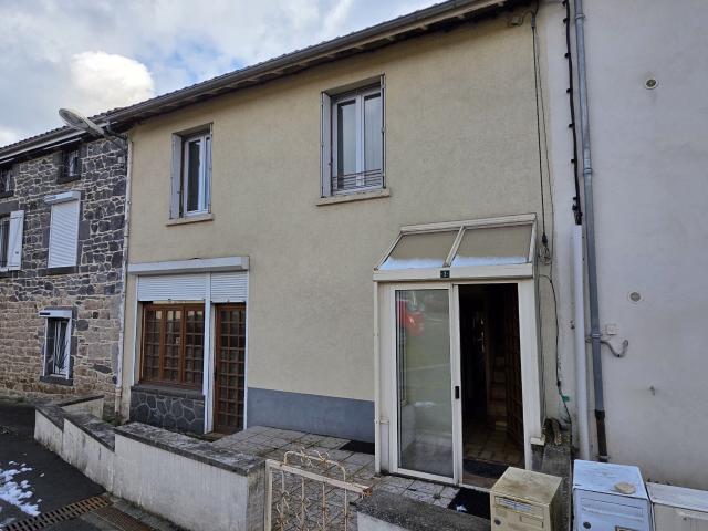 Maison vente à Clermont-Ferrand, Saint-genès-champanelle