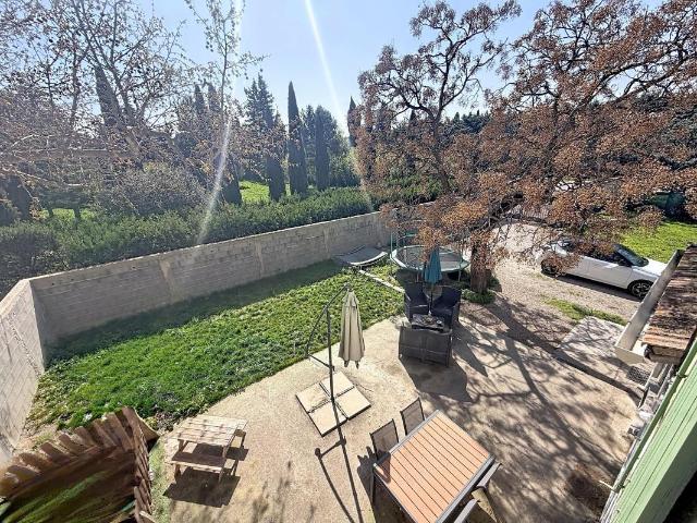 Maison vente à Arles, La Salle Les Alpes