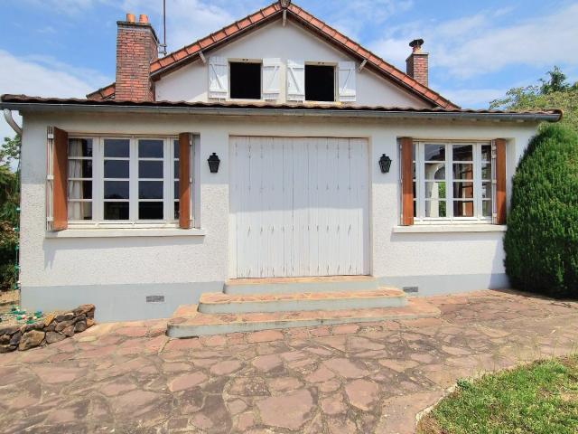 Maison vente à Auxerre, Bléneau