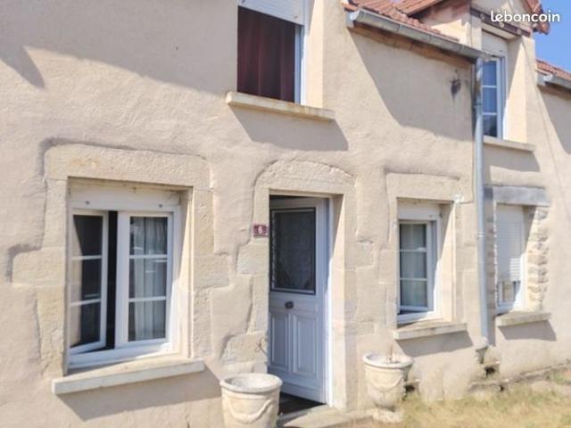 Maison vente à Clamecy, Guipy
