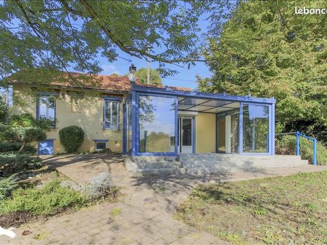 Maison vente à Saint-Germain-en-Laye, Maule