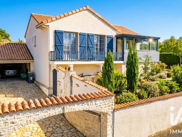 Maison vente à Parthenay, Deux-Sèvres