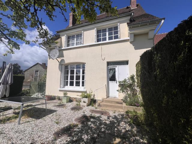 Maison vente à Dreux, Bû