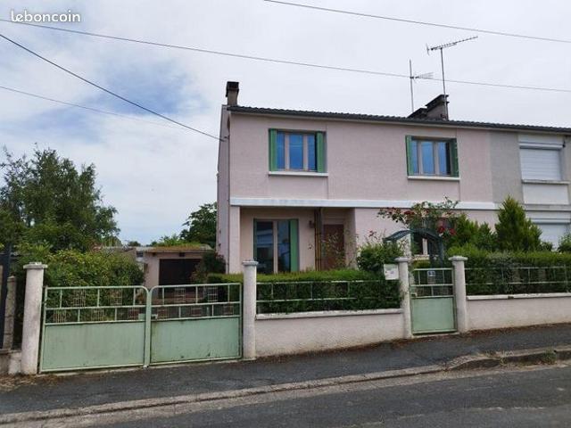 Maison vente à La Châtre, Montgivray