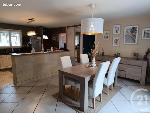 Maison vente à Confolens, Abzac