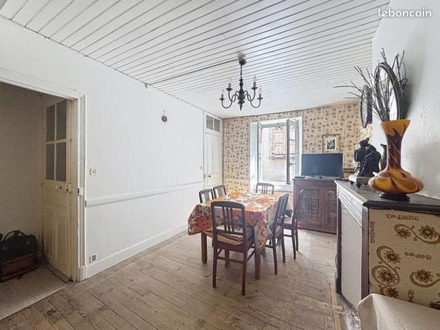 Maison vente à Villefranche-de-Rouergue, Sauveterre-de-rouergue