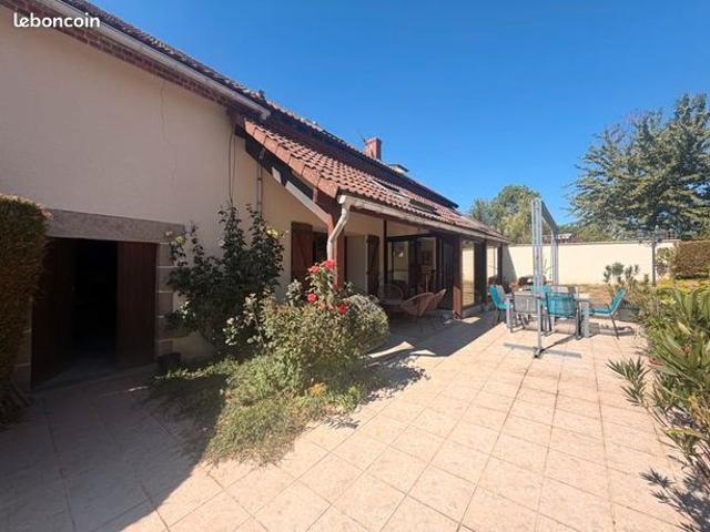 Maison vente à Guéret, Nouziers