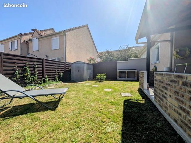 Maison vente à Versailles, Plaisir