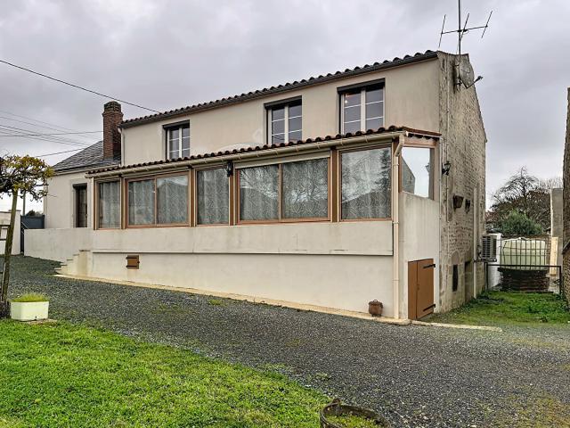 Maison vente à Fontenay-le-Comte, Saint-michel-le-cloucq