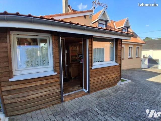 Maison vente à Saint-Quentin, Prémont