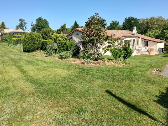 Maison vente à Écuras, Charente