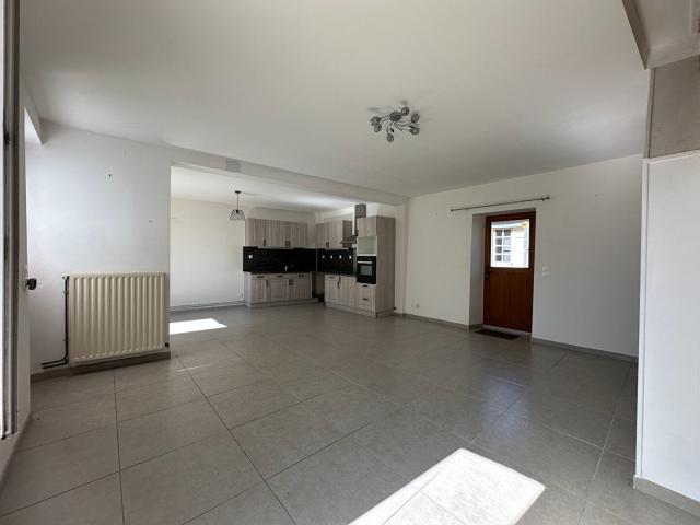 Maison vente à La Flèche, Cérans-foulletourte