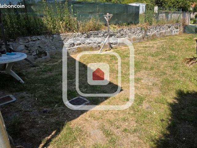 Maison vente à Laon, Bourg-et-comin