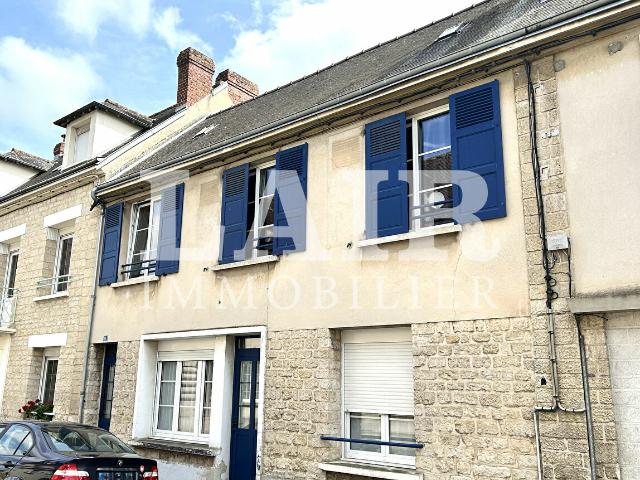 Maison vente à Argentan, Fel